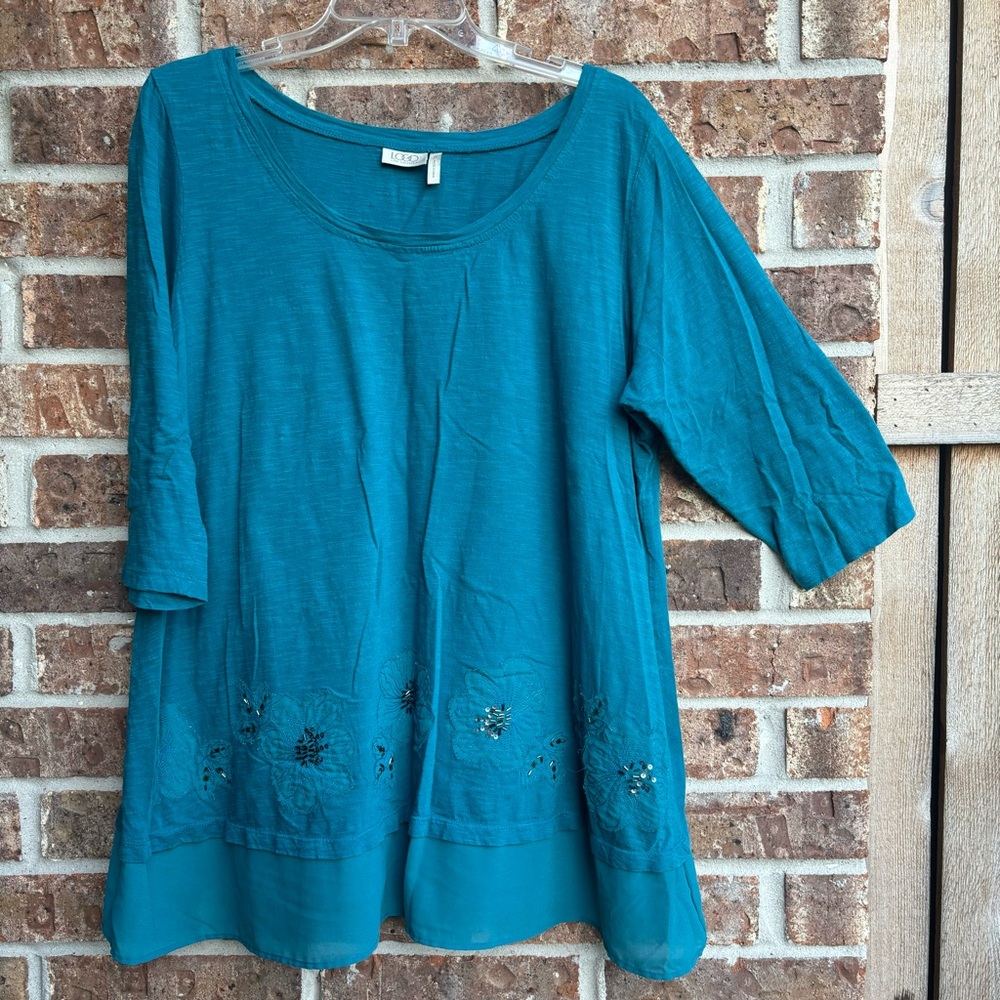 Logo Lori Goldstein Tunic Teal Blue Floral beads appliqué Chiffon Hem